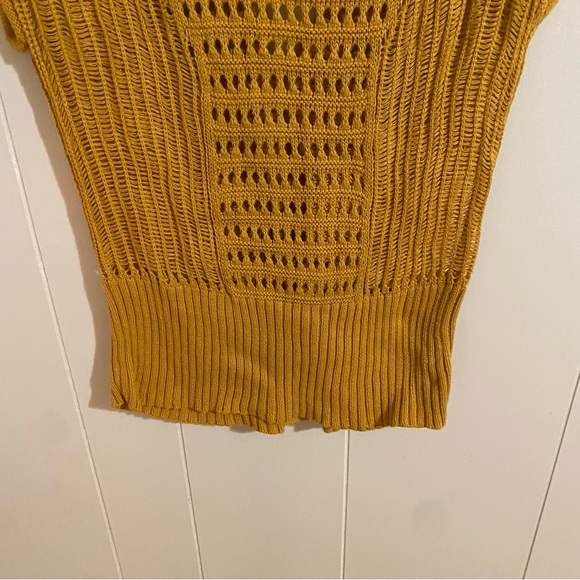 Md MUDD Sleeveless Button Up Sweater - Picture 8 of 8